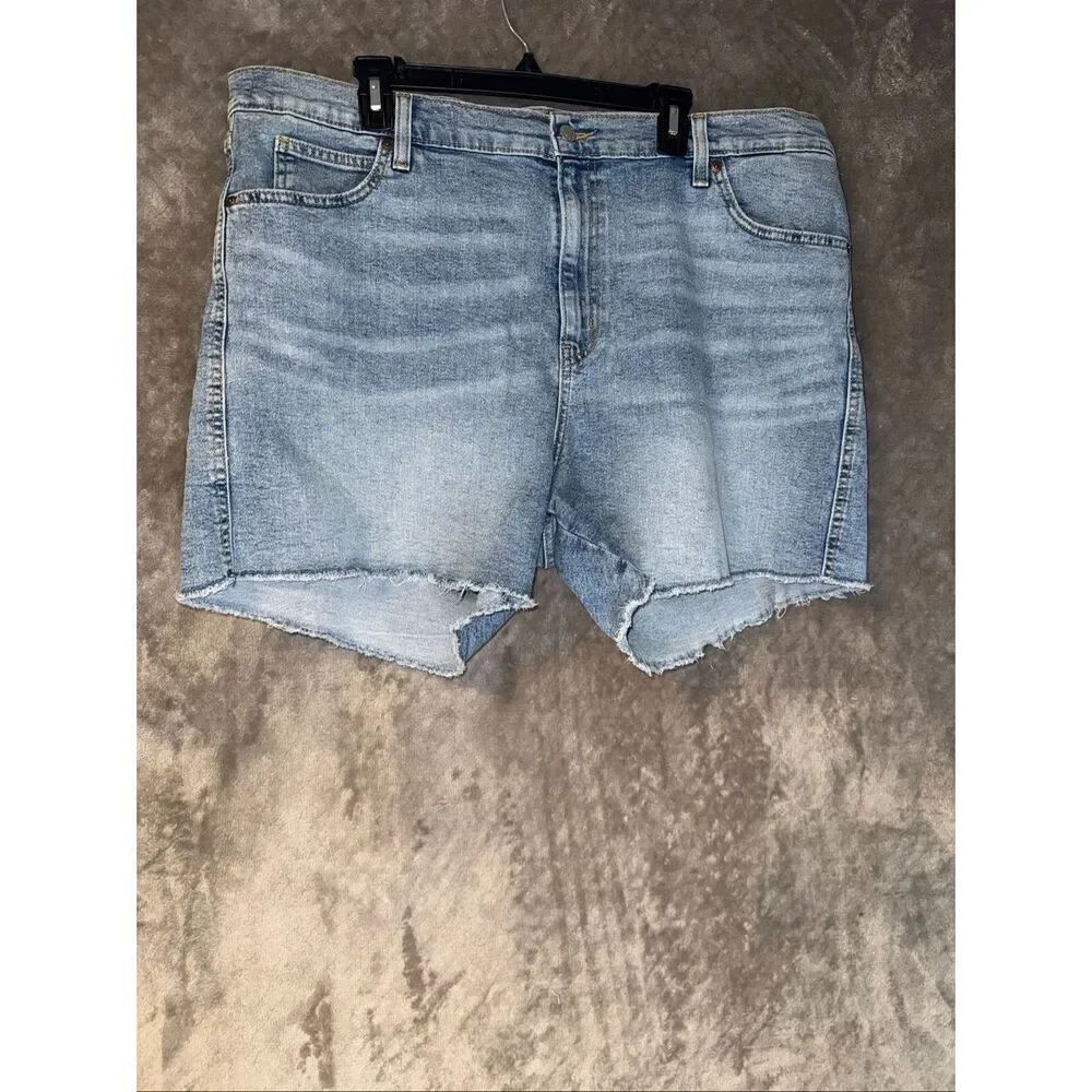 Levi’s Heritage High Rise Shorts Light Wash Cut Offs Size 20/W35 #771
